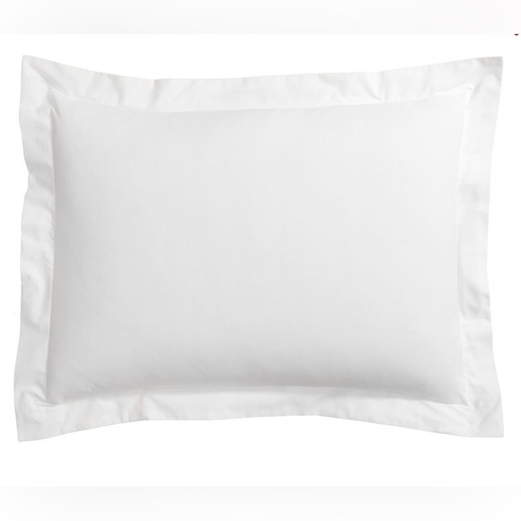 Pottery Barn Everyday Percale Standard Sham in White - Picture 1 of 5